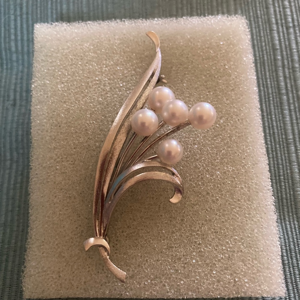 Mikimoto silver bouquet pin - Picture 2 of 8